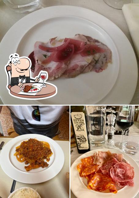 Get meat meals at La Rimessa