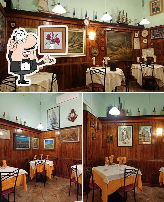 Gli interni di Osteria Del Mare