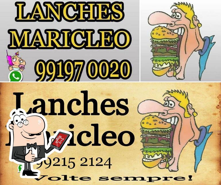 Look at the image of Lanches Maricleo Juruaia MG