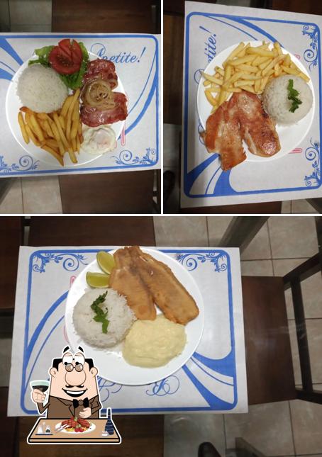 Escolha refeições de carne no Restaurante Madureira