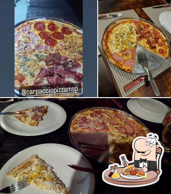 Peça diferentes tipos de pizza