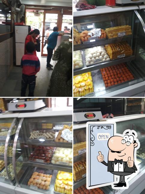 Kumar Sweets