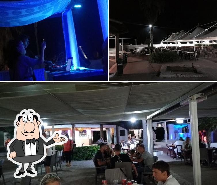 Gli interni di Pizzeria Lounge Bar Pagoda Beach