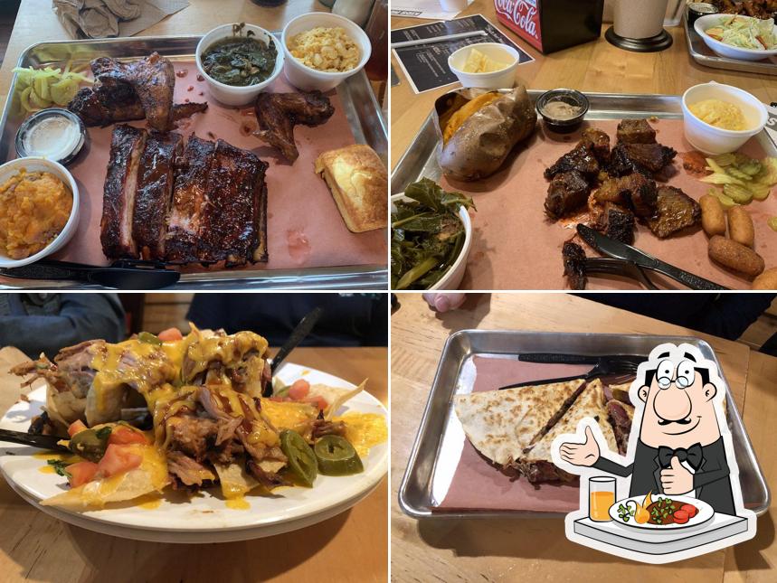 The Smoke Pit in Monroe Restaurant menu and reviews