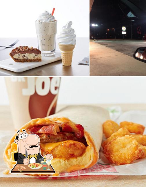 Observa las imágenes que muestran comida y exterior en Burger King