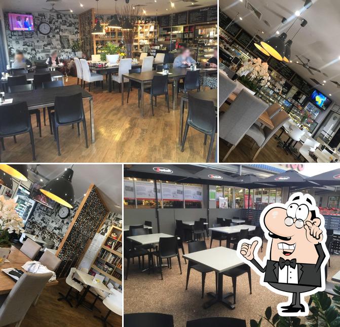 Hope Island Deli in Hope Island Restaurant menu and reviews