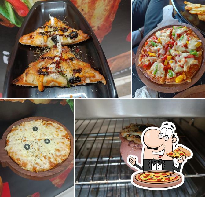 Try out pizza at Bhookh Bunglaaa