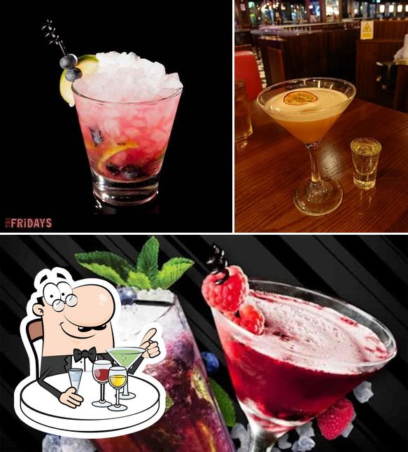 TGI Fridays - Wembley serves alcohol