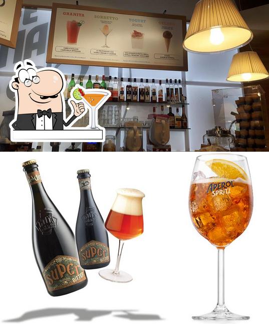 Prova un drink dal menu