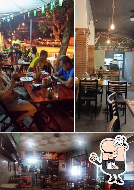 Veja imagens do interior do Espetos Ferreira