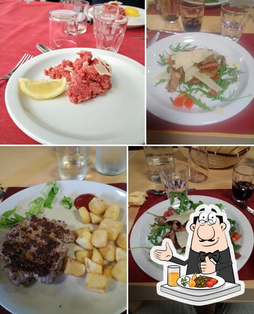 Platti al Ristorante Castle