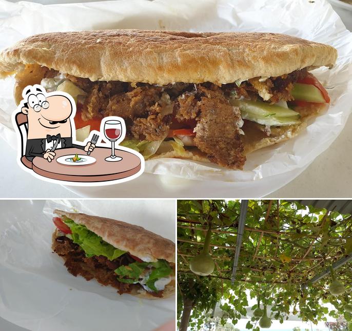 Yiannis Sandwich Place