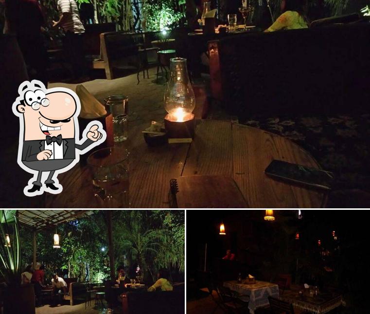 Check out how Shisha Cafe looks inside