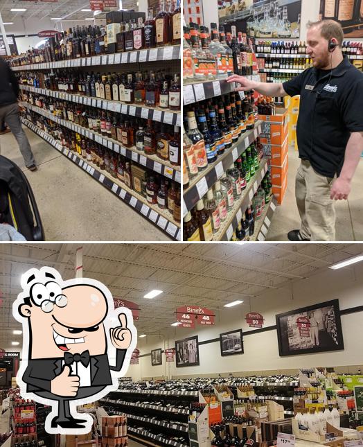 Binny's Beverage Depot Lincoln Park, 1720 N Marcey St in Chicago