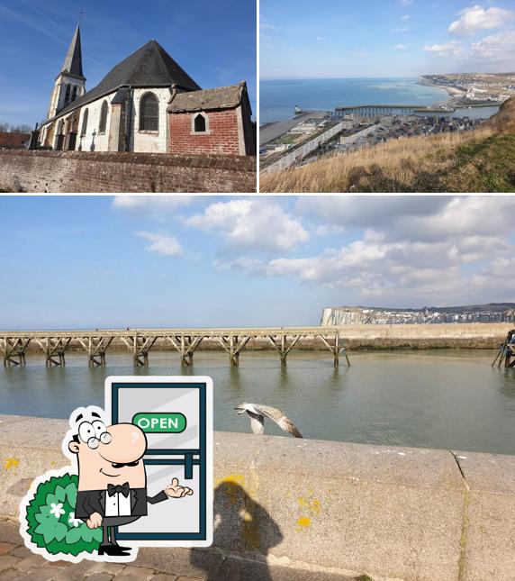 L'extérieur de FLUNCH MERS LES BAINS