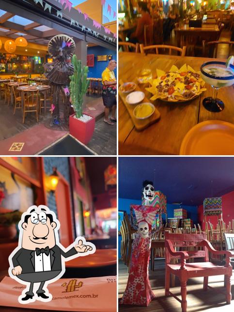 Sente em uma das mesas no Restaurante Guacamole Cocina Mexicana - Barra da Tijuca