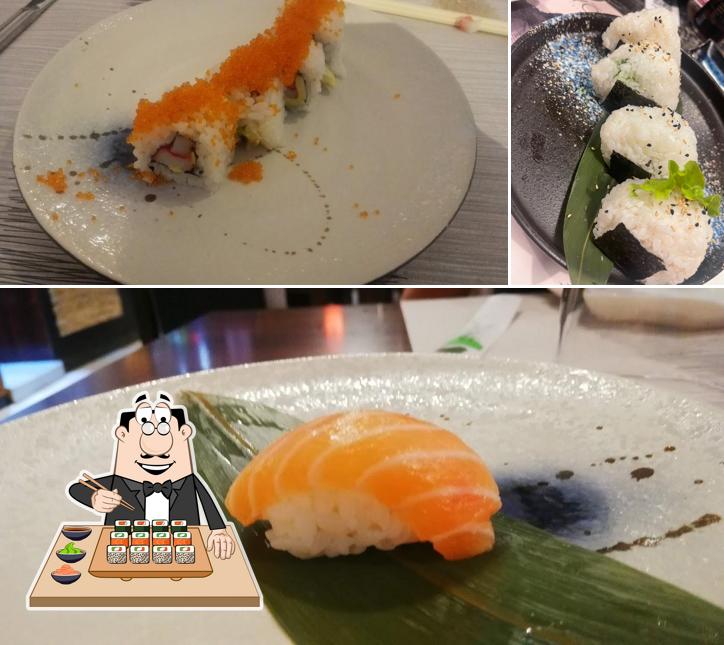 Sushi rolls are available at YOKOSO Maniago Ristorante Giapponese