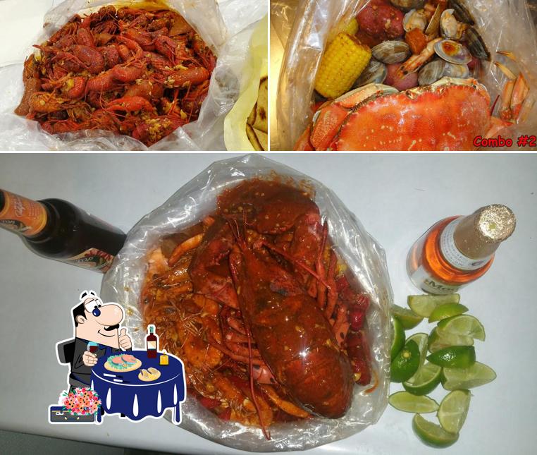 The Kickin' Crab, 3611 S Bristol St in Santa Ana Restaurant menu and