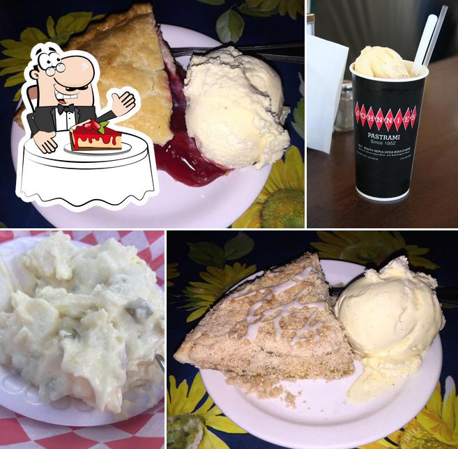 Johnnie's Pastrami in Culver City Restaurant menu and reviews