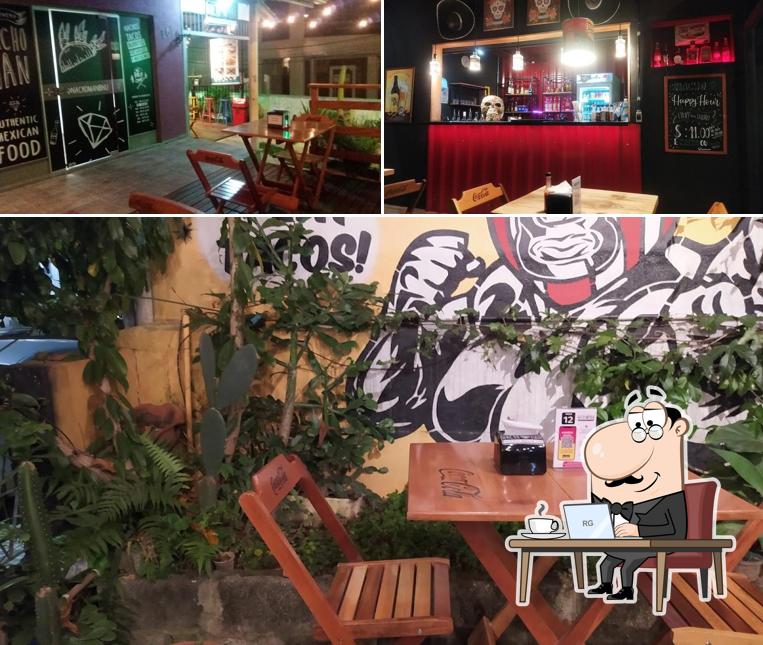 Veja imagens do interior do Nacho Man Blumenau - Restaurante Mexicano