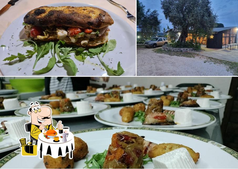 Questa è la foto che raffigura la cibo e esterno di Agri Sabatù