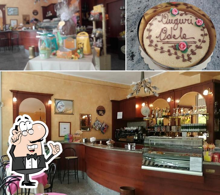 Tra le varie cose da Pasticceria Caffetteria Giocosi si possono trovare la interni e torta