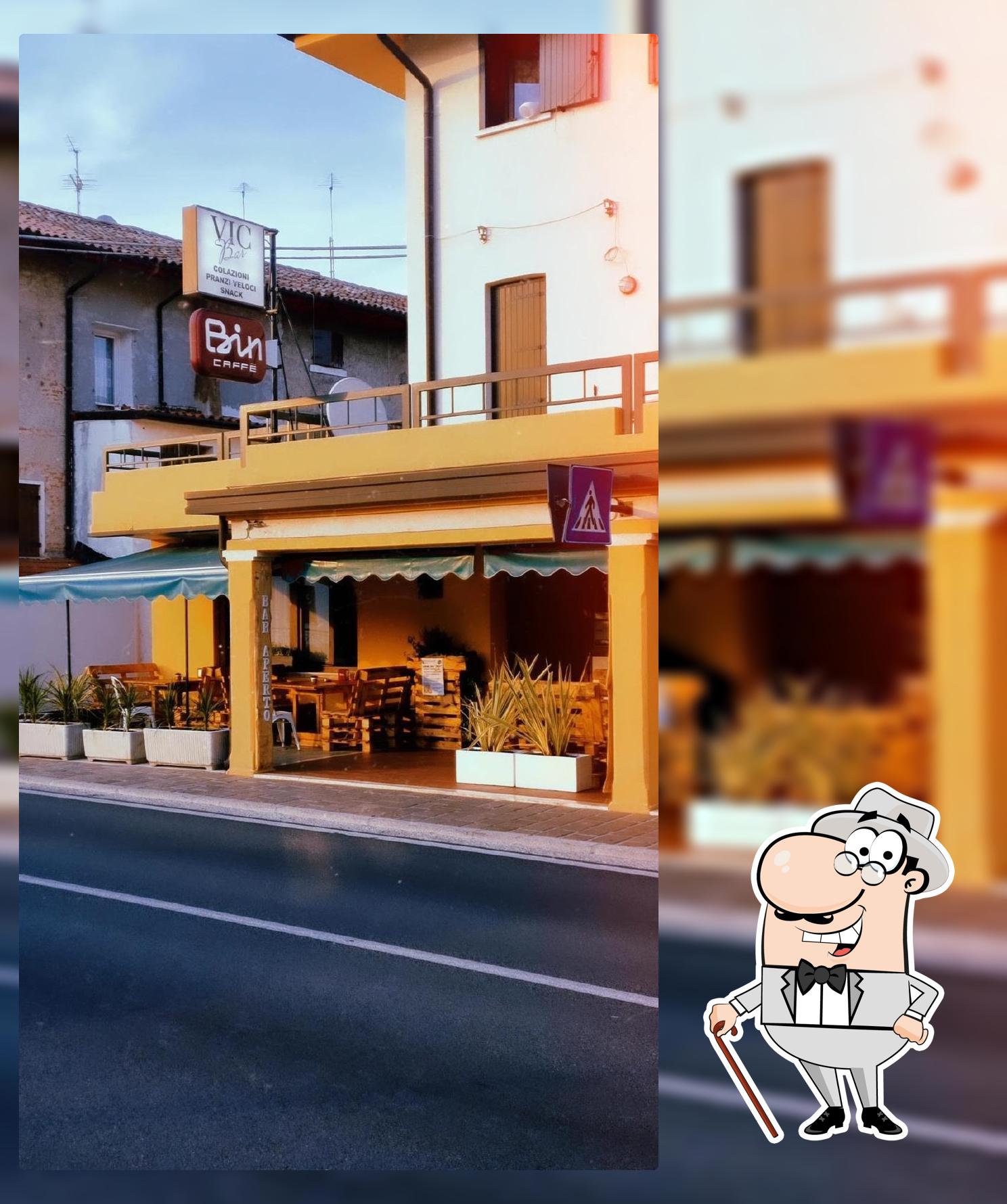 Vic Bar