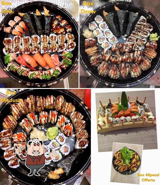 Food at Ouya club sushi gourmet & pokè