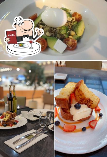 Еда в "Café Bateel - Town Center, Dubai"