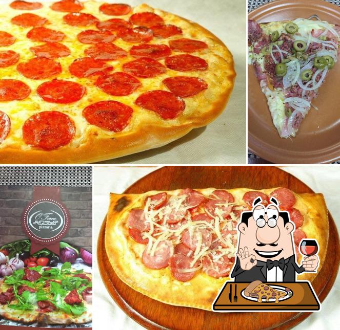 Peça pizza no Pizzaria O Forno