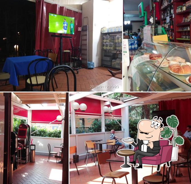 Gli interni di Bar Carlo