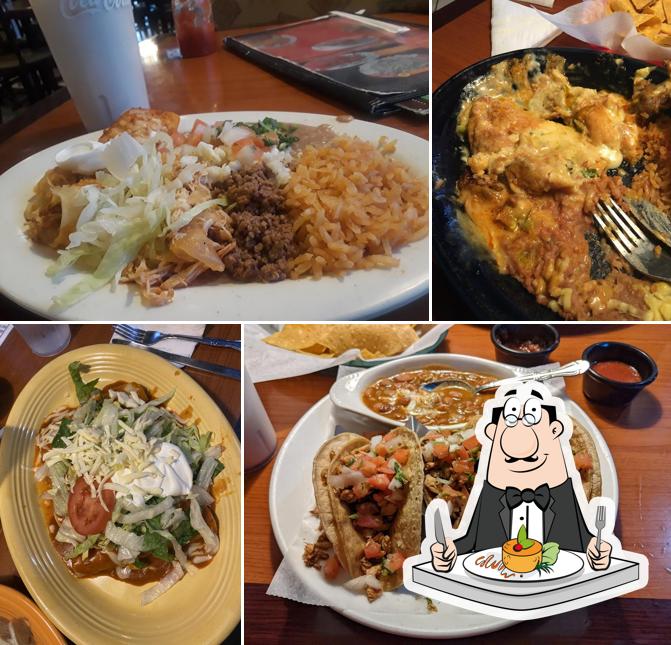 Еда в "Cinco De Mayo Mexican Grill"