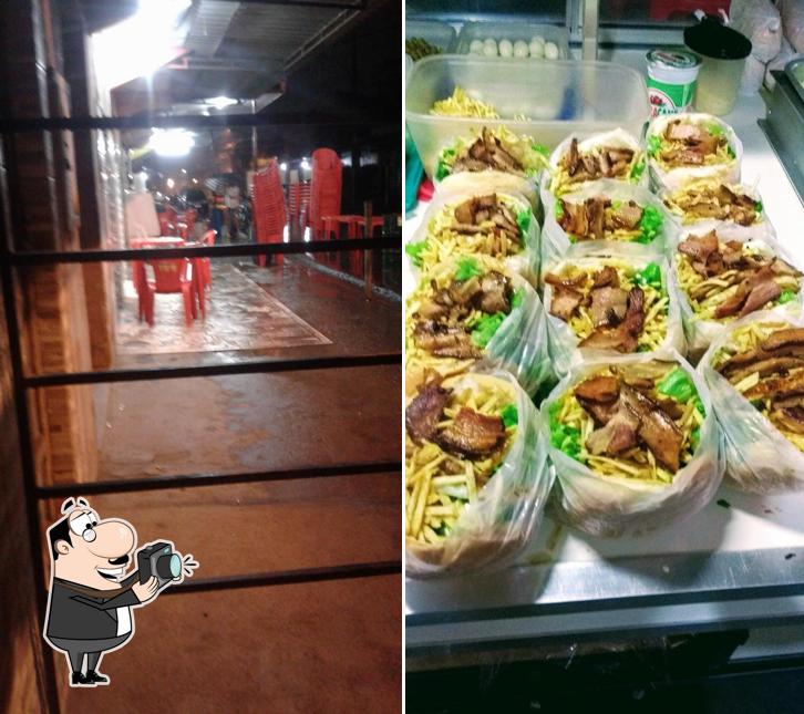 Leo Lanches