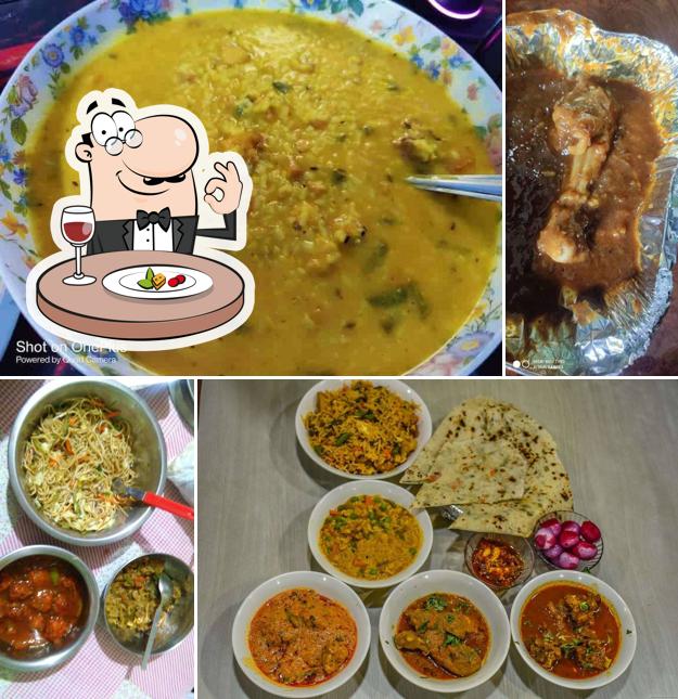 Food at Cocktail Khichdee