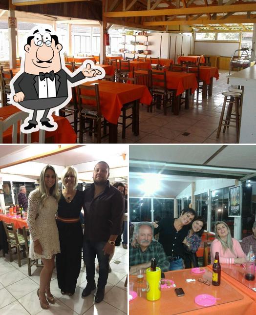 O interior do Nosso Boteco Pizzaria