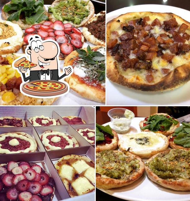 Get pizza at Esfihouse, A Casa da Esfiha
