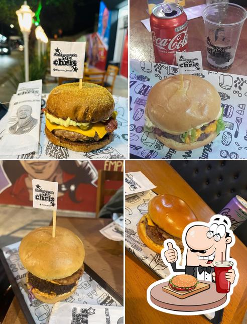 Experimente um hambúrguer no The Chris Rosário Hamburgueria