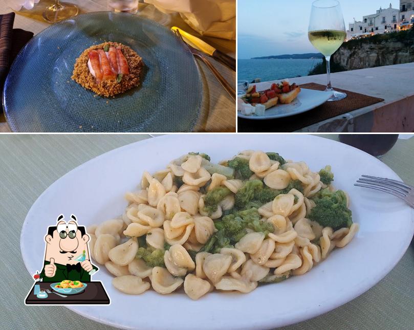 Guarda la immagine che mostra la cibo e vino di Borgo Antico