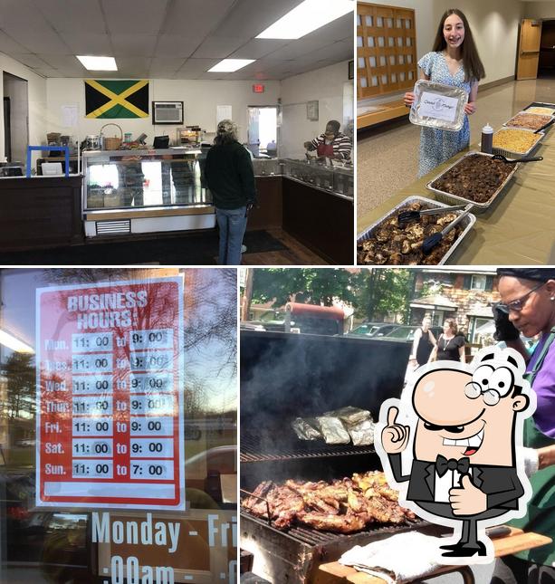 Grand Mango Caribbean Restaurant, 4 Smith Clove Rd in Woodbury
