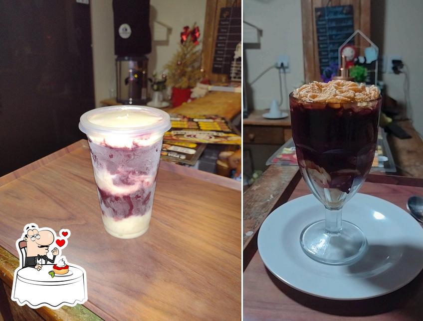 La Casa Do Açaí oferece uma gama de pratos doces