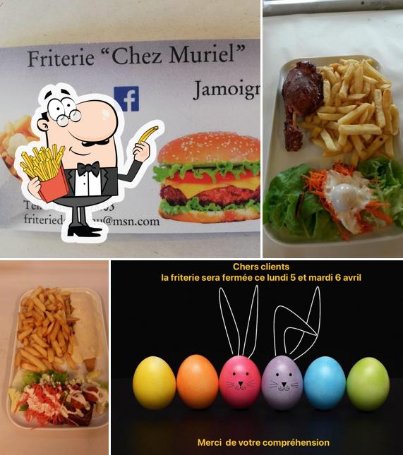 Dégustez des frites à Friterie ''Chez Muriel''6810 Jamoigne