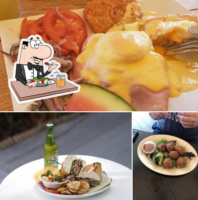 Pirate's Cove Key West in Key West Restaurant menu and reviews