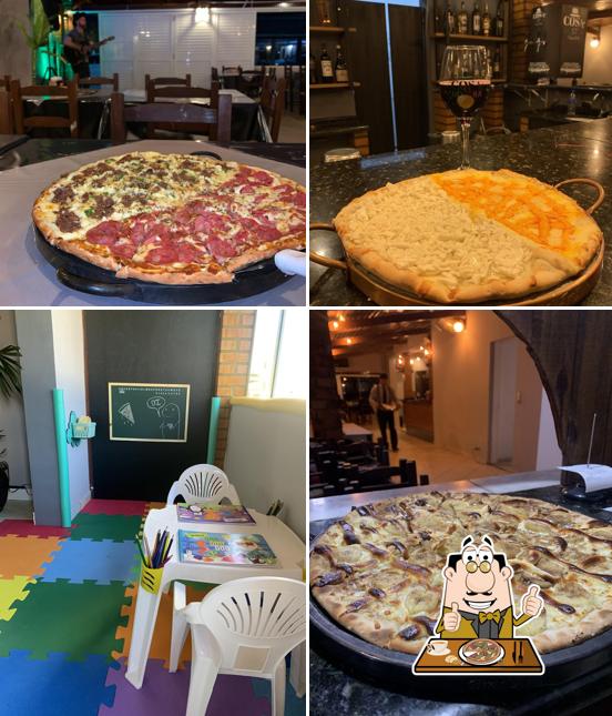 Escolha pizza no Cosa Nostra Pizzaria & Pub • Navegantes