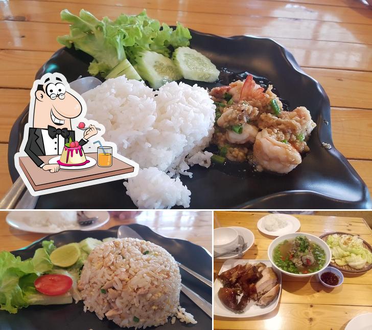 ร้านอร่อยอินเตอร์ ถนนราชพฤกษ์ offers a number of sweet dishes