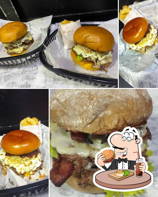 Experimente um hambúrguer no BurgerPlateArt