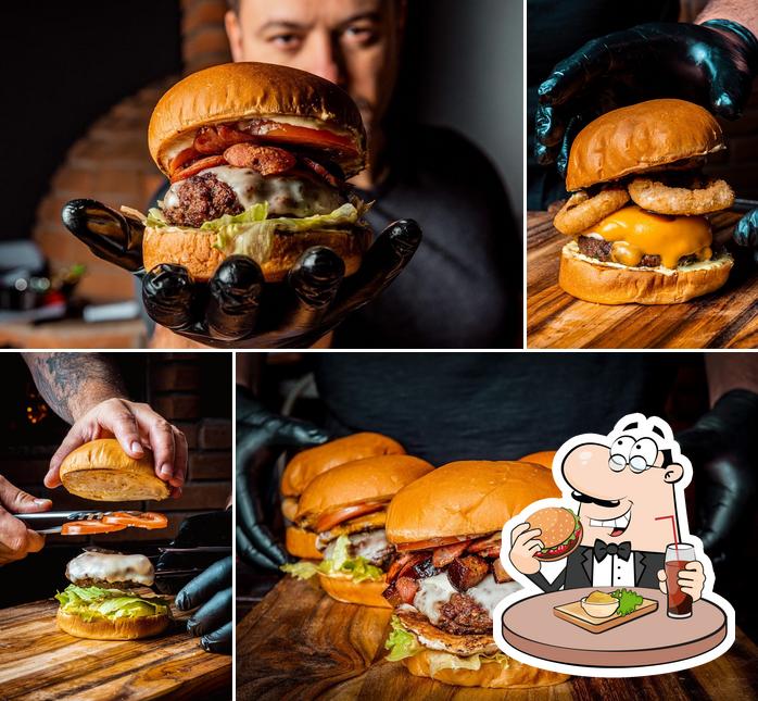 Os hambúrgueres do Martins Burguer irão saciar uma variedade de gostos