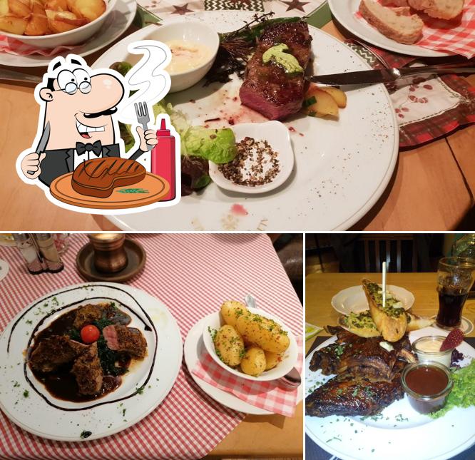 Try out meat meals at Altes Brauhaus Weissenburg