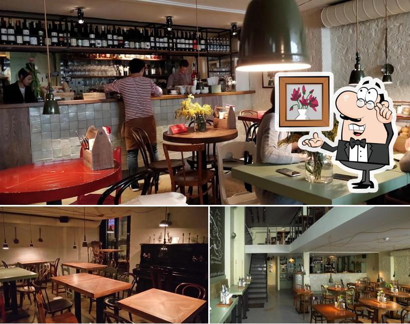 L'intérieur de Hachapuri