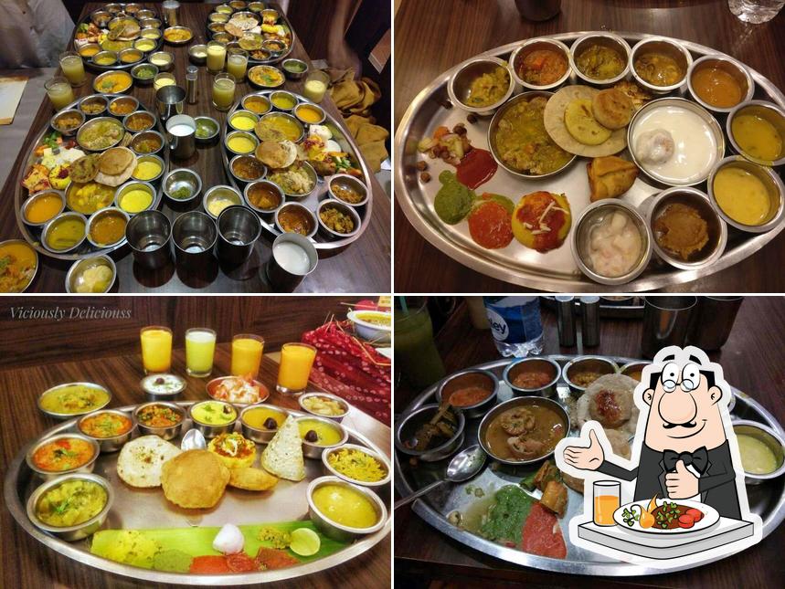 Meals at Khandani Rajdhani