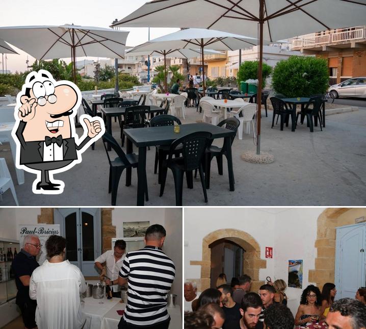 Gli interni di Pizzeria Al Faro